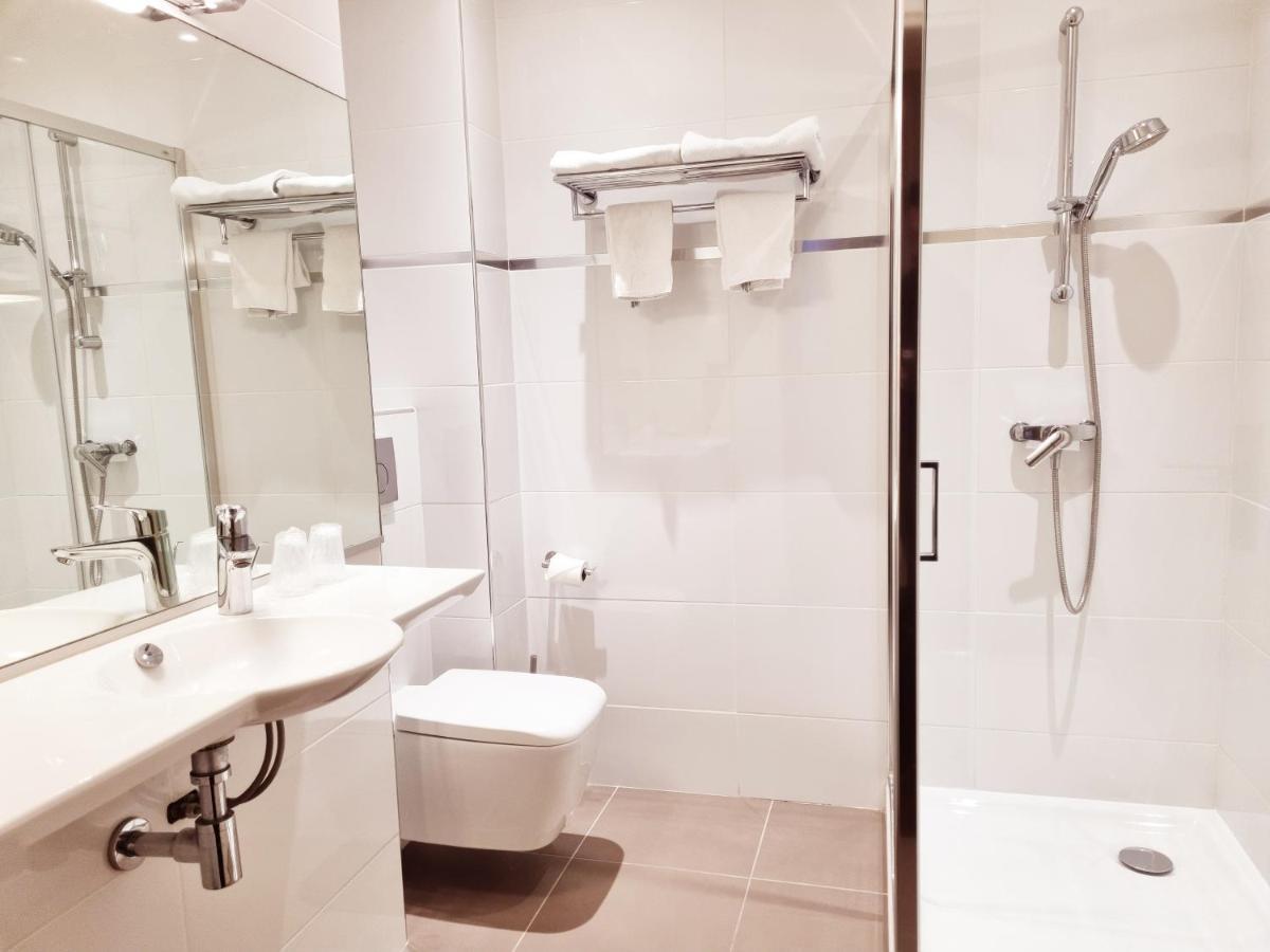 Hotel Carlton Nice, Fully Renovated Room photo