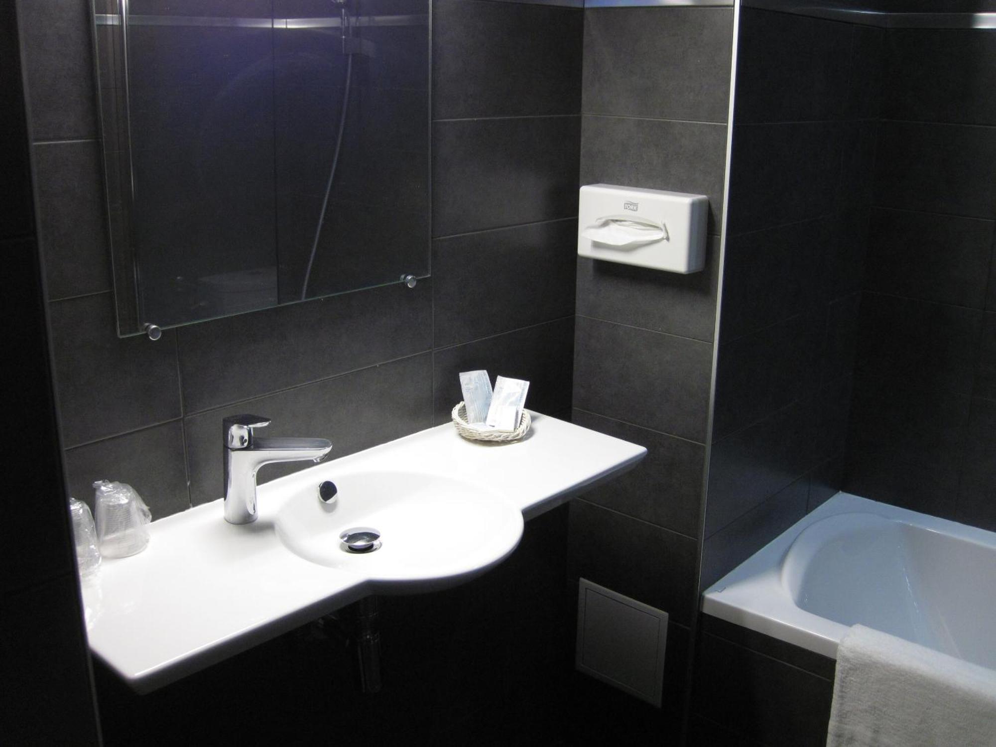 Hotel Carlton Nice, Fully Renovated Room photo